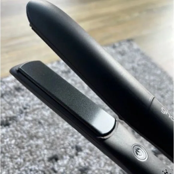 GHD Platinum + 1" flat iron (new w/o box) - Picture 3 of 3